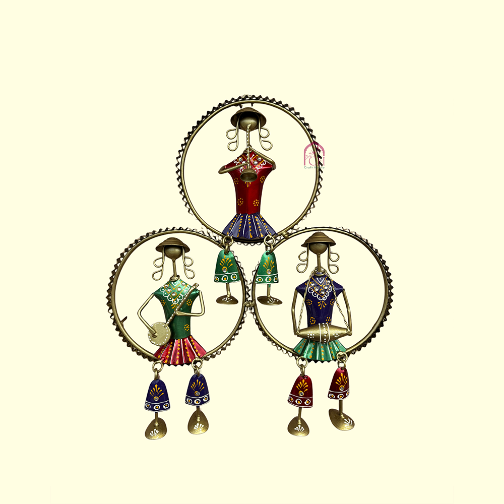 3 Musician Lady in Ring Wall Art