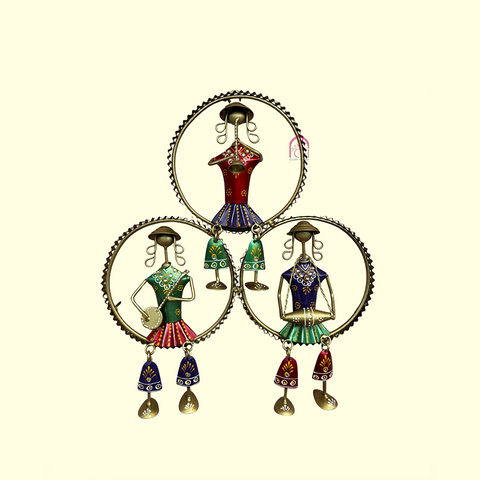 3 Musician Lady in Ring Wall Art