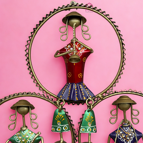 3 Musician Lady in Ring Wall Art