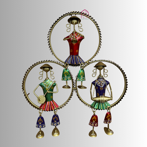 3 Musician Lady in Ring Wall Art